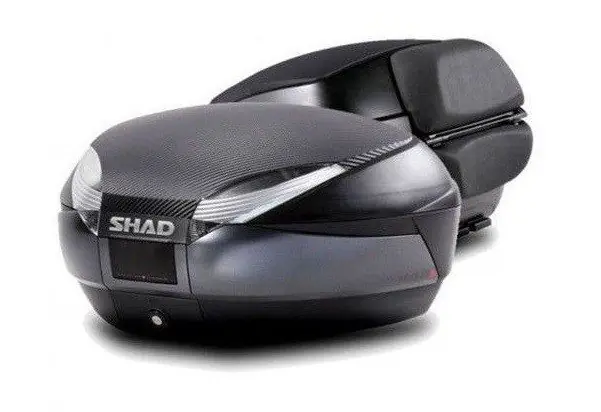 Sleva Vrchní kufr na motorku SHAD D0B48306R SH48 Tmavě šedý vč. opěrky, karbonového víka a zámku PREMIUM lock (130.D0B48306R)
