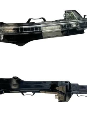 4M0949102A Pravé směrové světlo / blinkr AUDI Q7 / BENTLEY BENTAYGA Cenový Hit