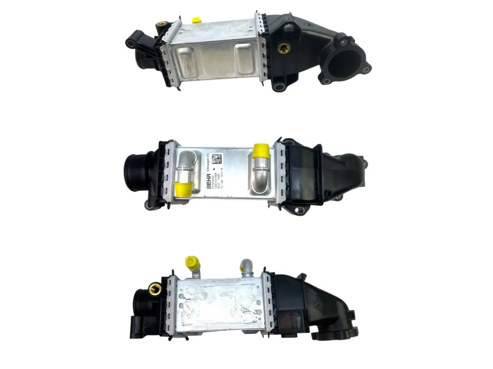 04B145749K Intercooler Chladič nasávaného vzduchu Finální Výprodej