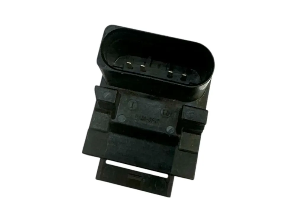 6C0927810A Hallovo čidlo / spínač ovládání spojky Koupit Online