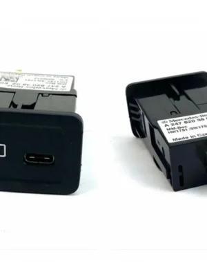 A2478203802 E01 / Q10 MERCEDES-BENZ USB C Port Ověřený