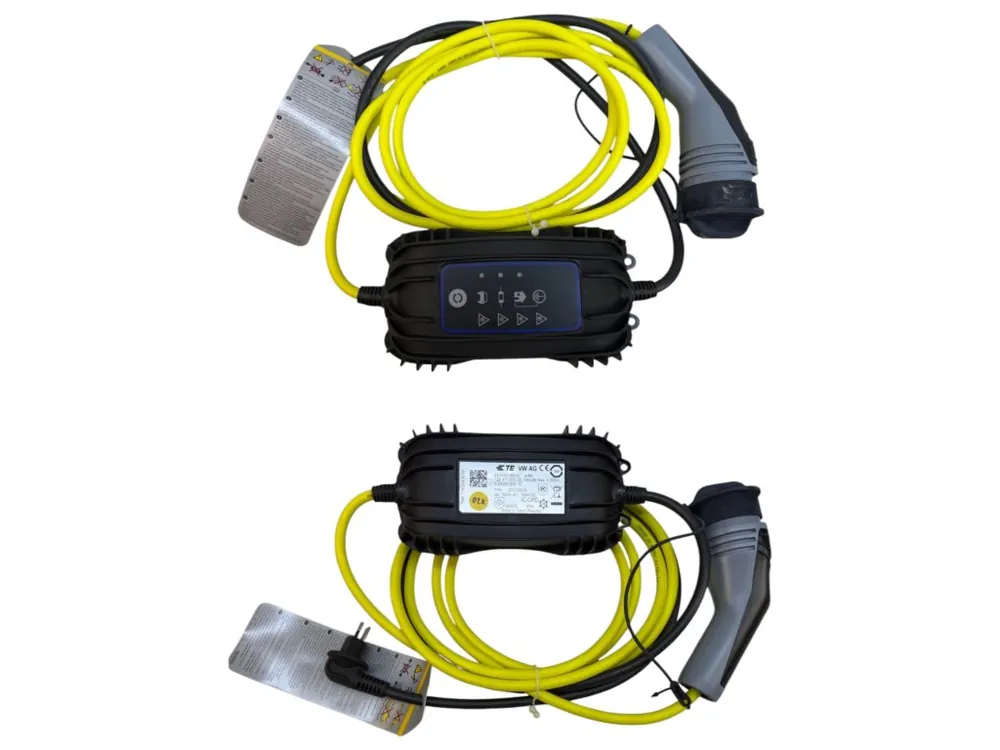 Sleva 12E971675CE Nabíjecí kabel